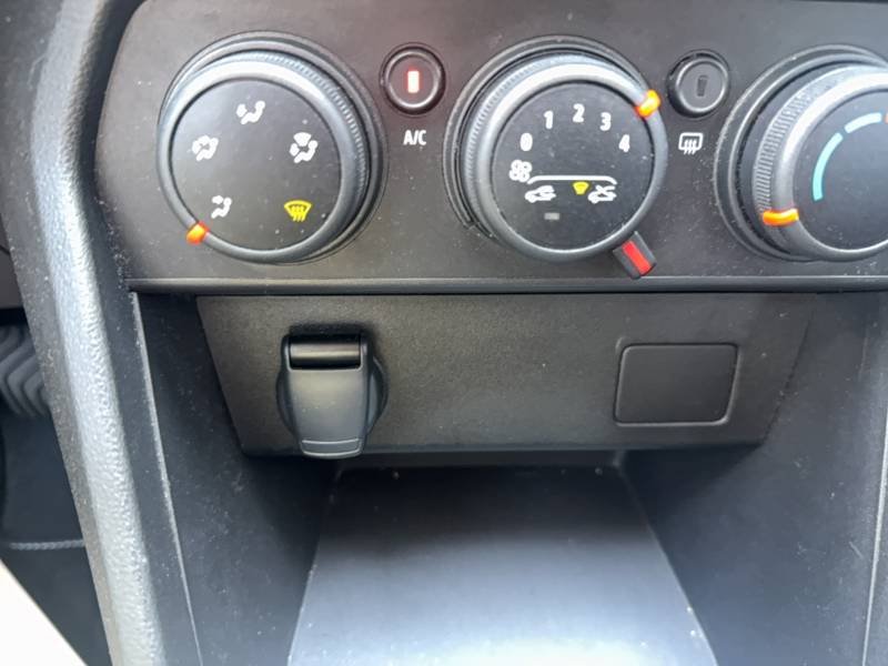 Dacia Sandero - Photo 38
