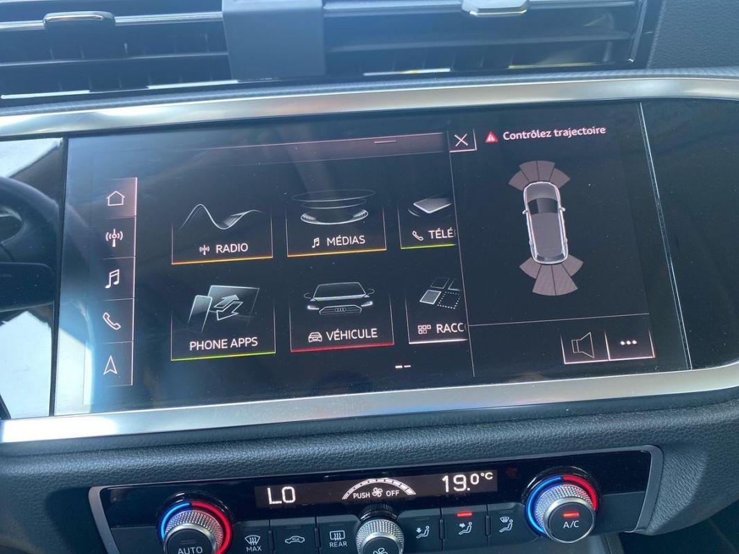 Audi Q3 - Photo 18