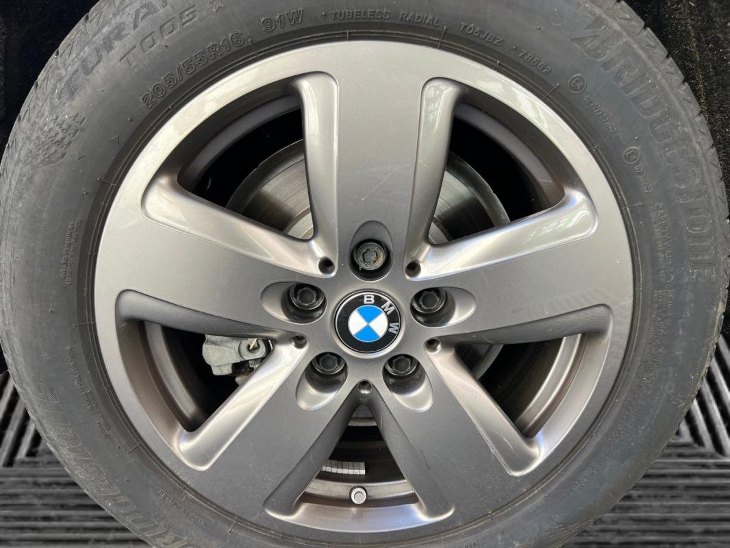 BMW Série 1 - Photo 17