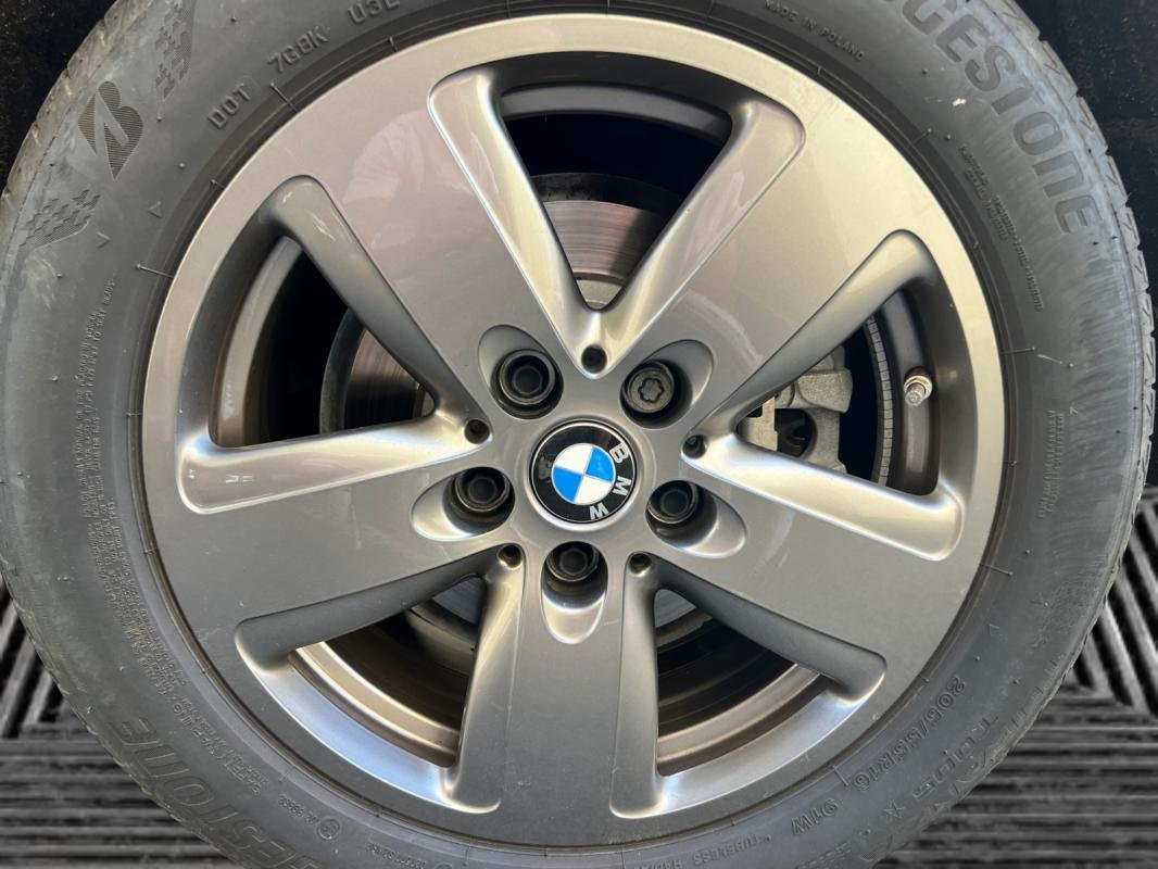 BMW Série 1 - Photo 18