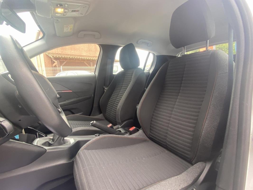 Peugeot 208 - Photo 20