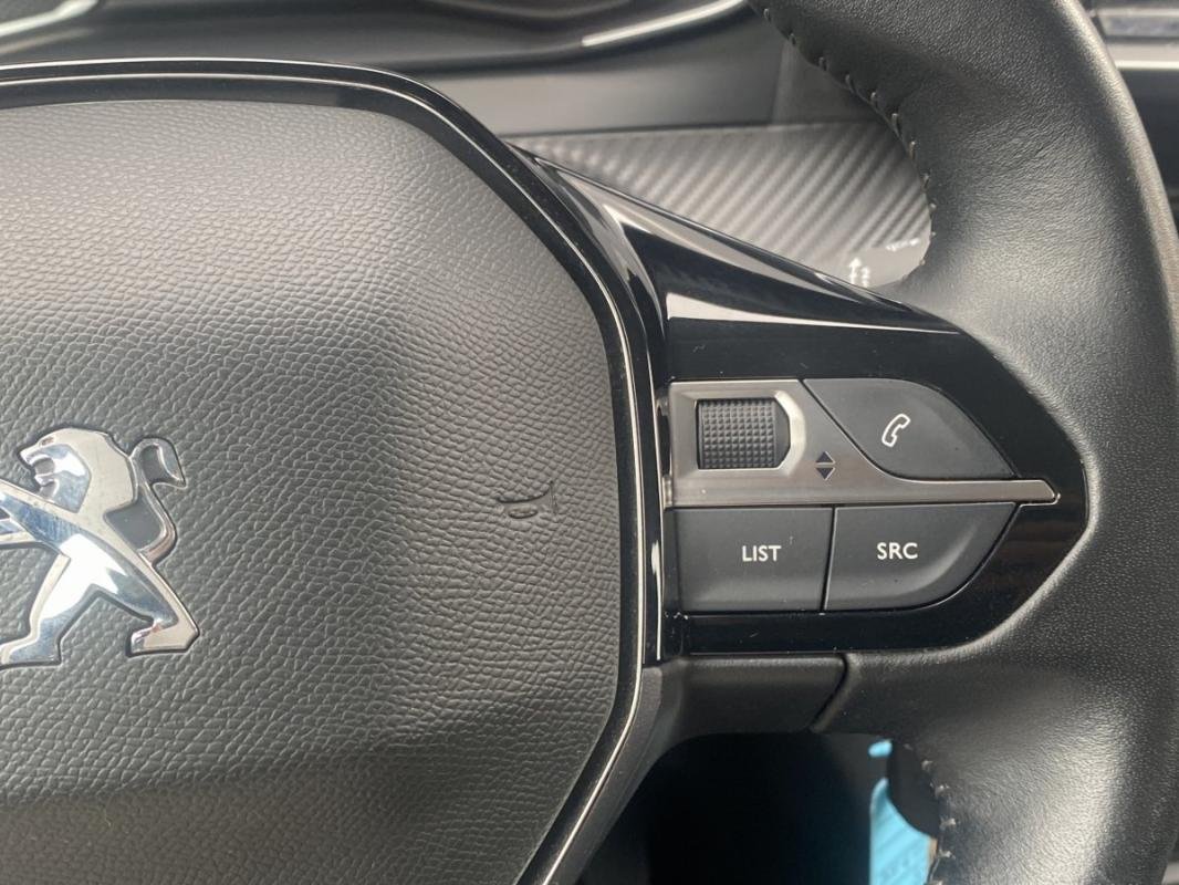 Peugeot 208 - Photo 31