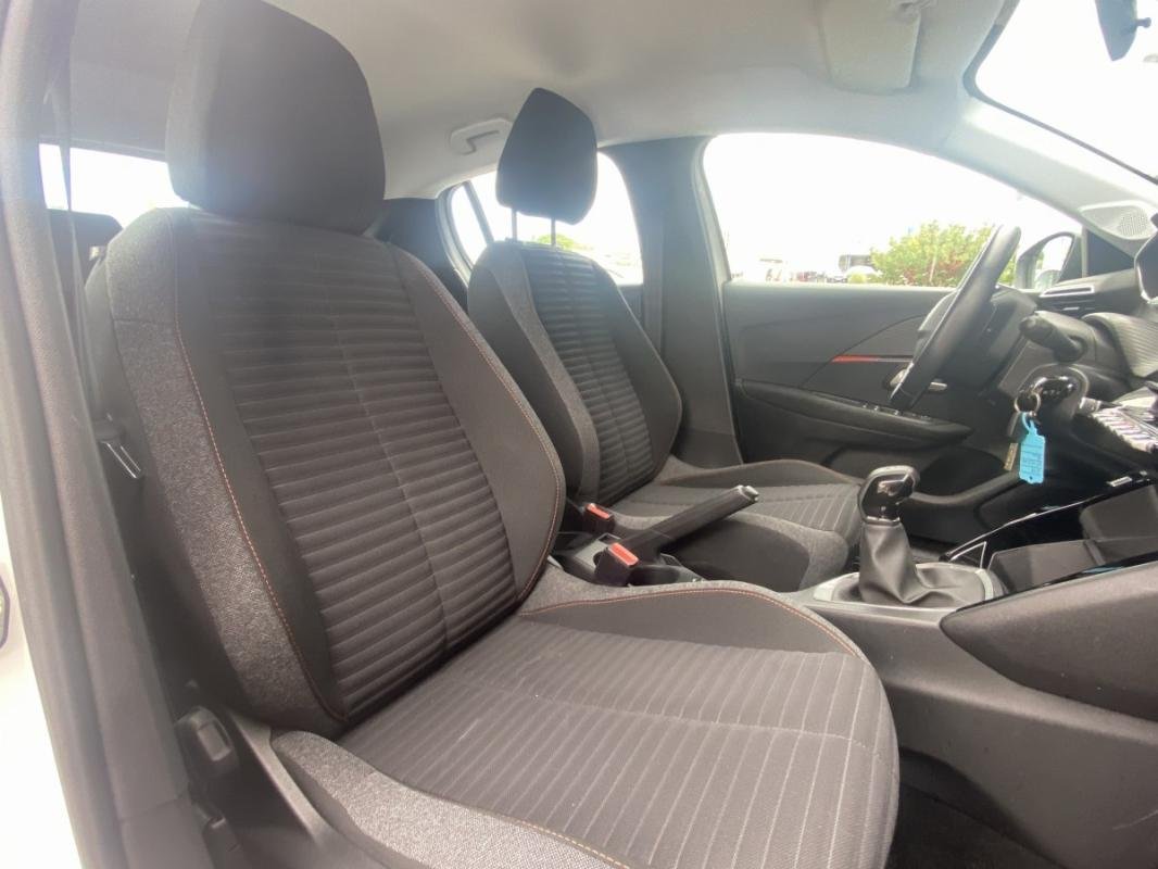 Peugeot 208 - Photo 32