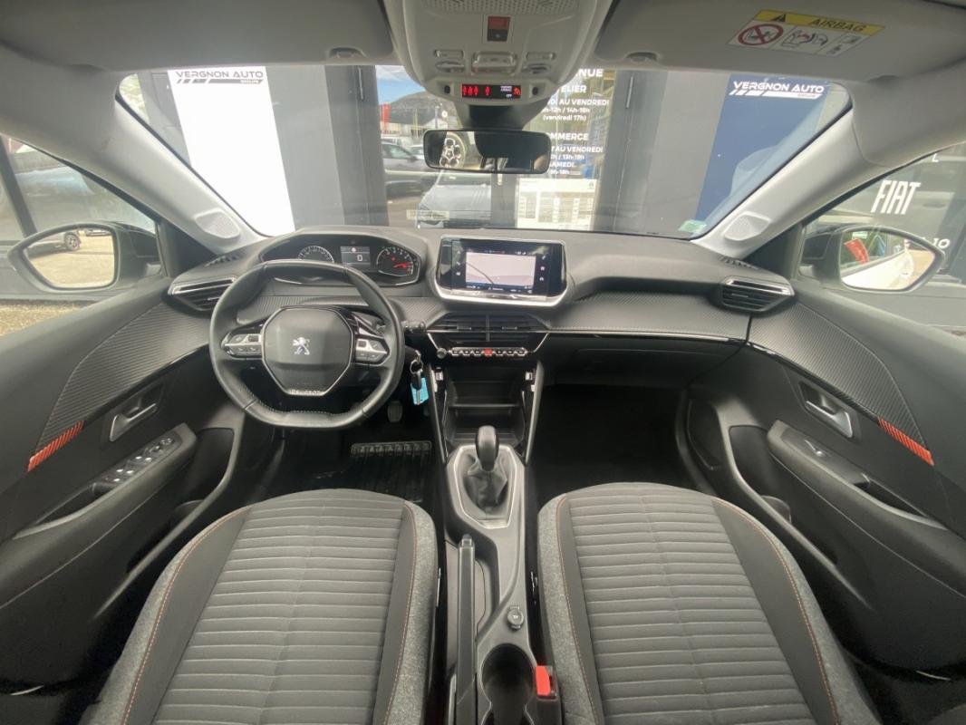 Peugeot 208 - Photo 4