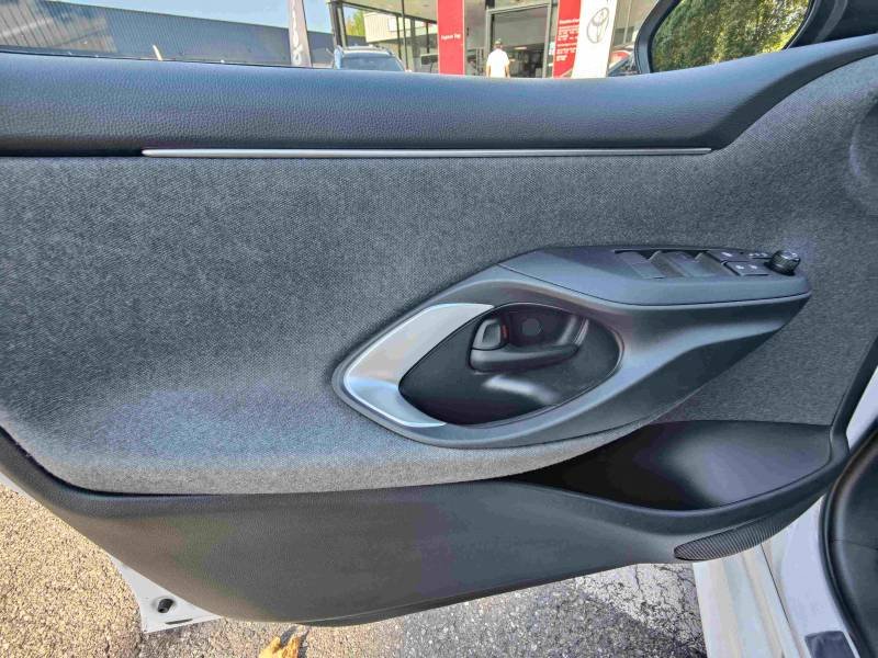 Toyota Yaris - Photo 12