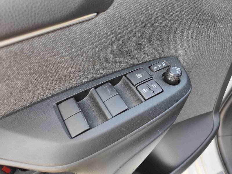 Toyota Yaris - Photo 13