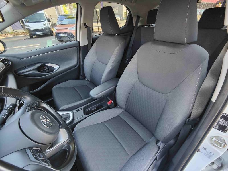 Toyota Yaris - Photo 15