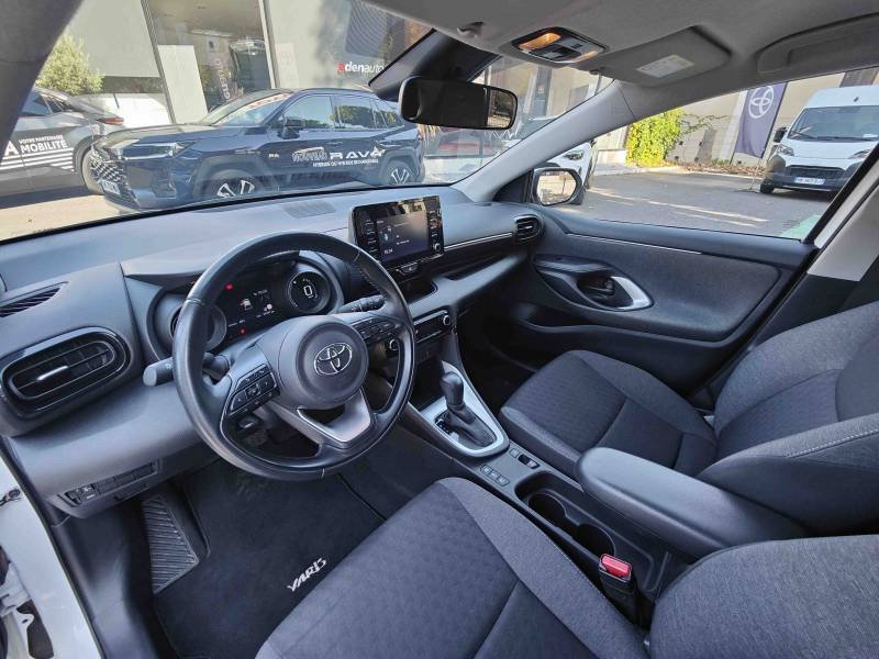Toyota Yaris - Photo 16