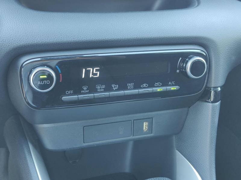Toyota Yaris - Photo 26