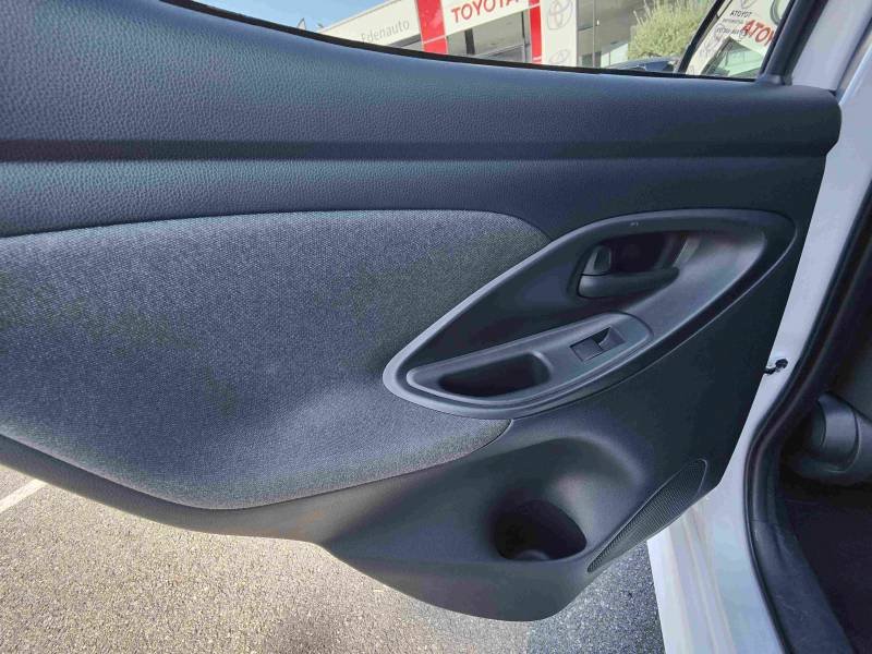 Toyota Yaris - Photo 30