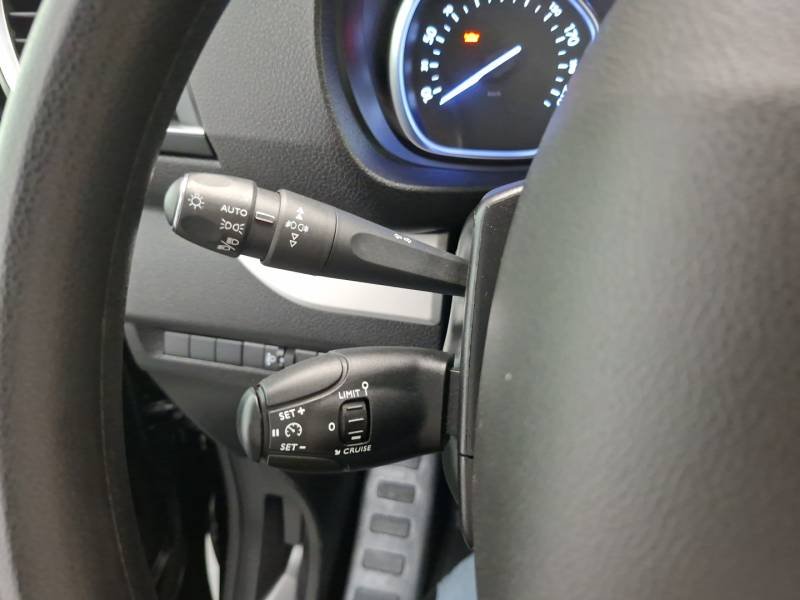 Peugeot Traveller - Photo 24