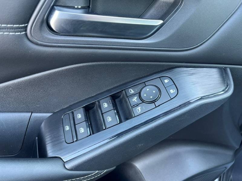 Nissan Qashqai - Photo 14