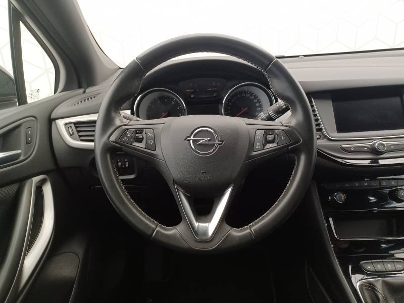 Opel Astra - Photo 12