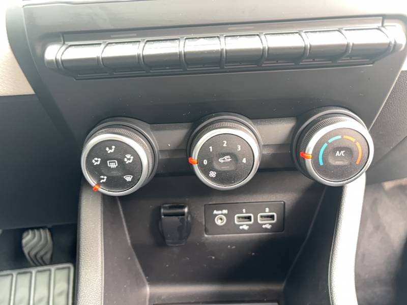 Renault Clio - Photo 27