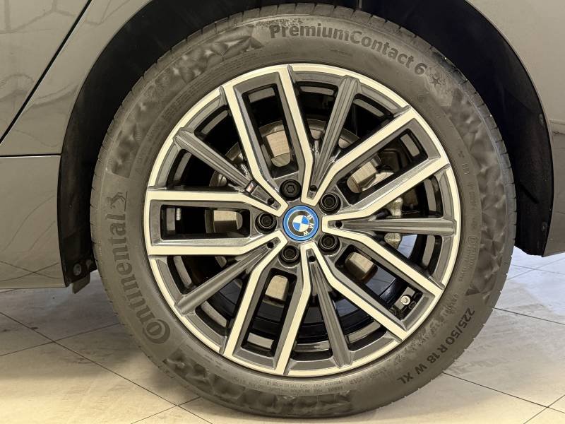 BMW Serie 2 - Photo 9