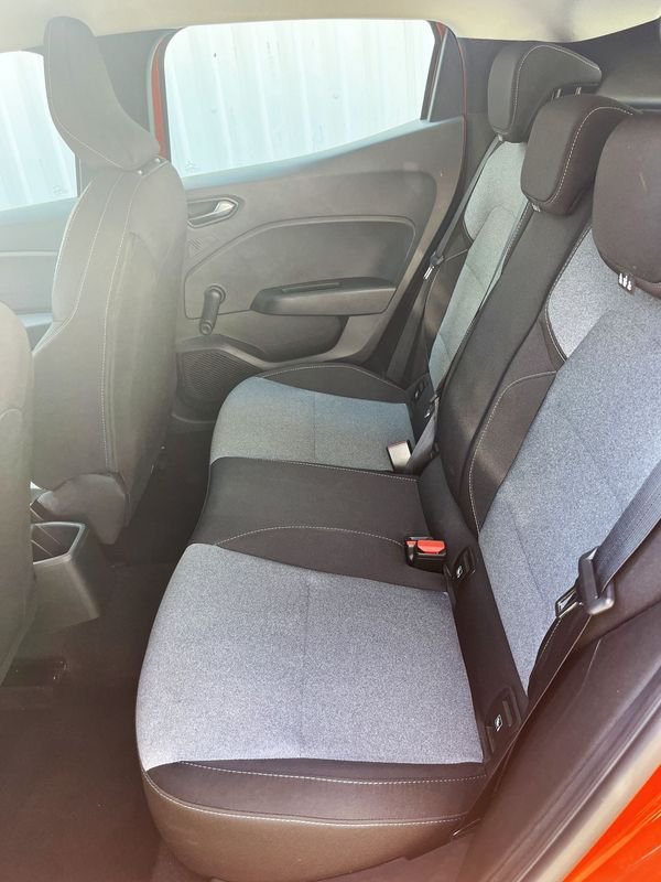Renault Clio - Photo 9