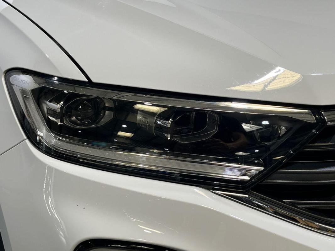 Volkswagen T-Roc - Photo 25