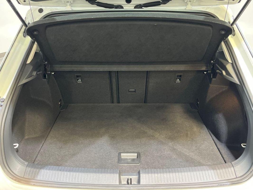 Volkswagen T-Roc - Photo 31