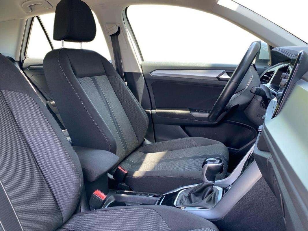Volkswagen T-Roc - Photo 13