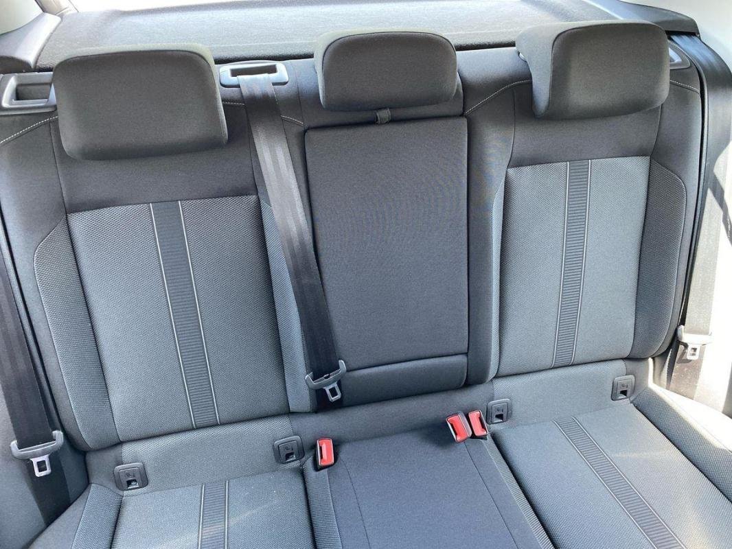 Volkswagen T-Roc - Photo 22