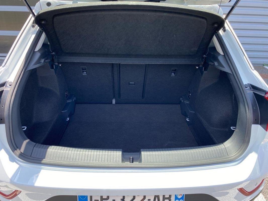 Volkswagen T-Roc - Photo 31