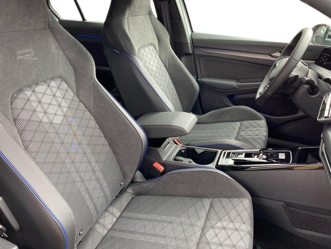 Volkswagen Golf - Photo 13