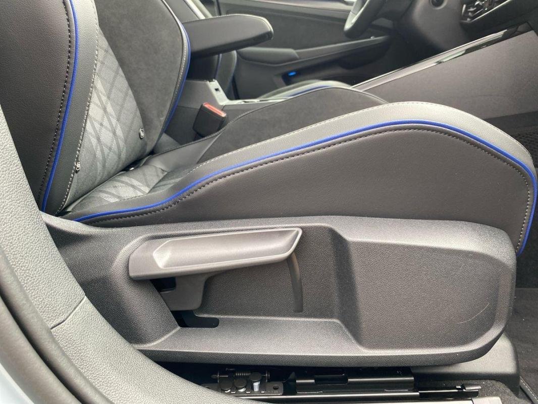Volkswagen Golf - Photo 14