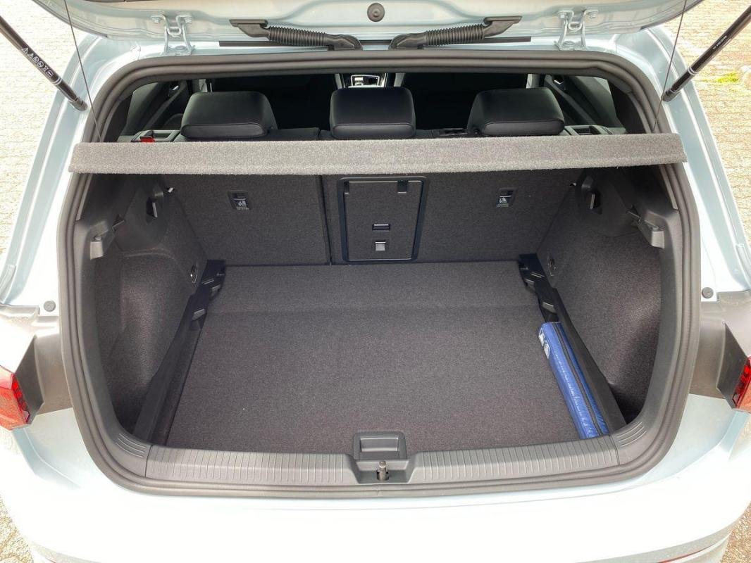 Volkswagen Golf - Photo 31