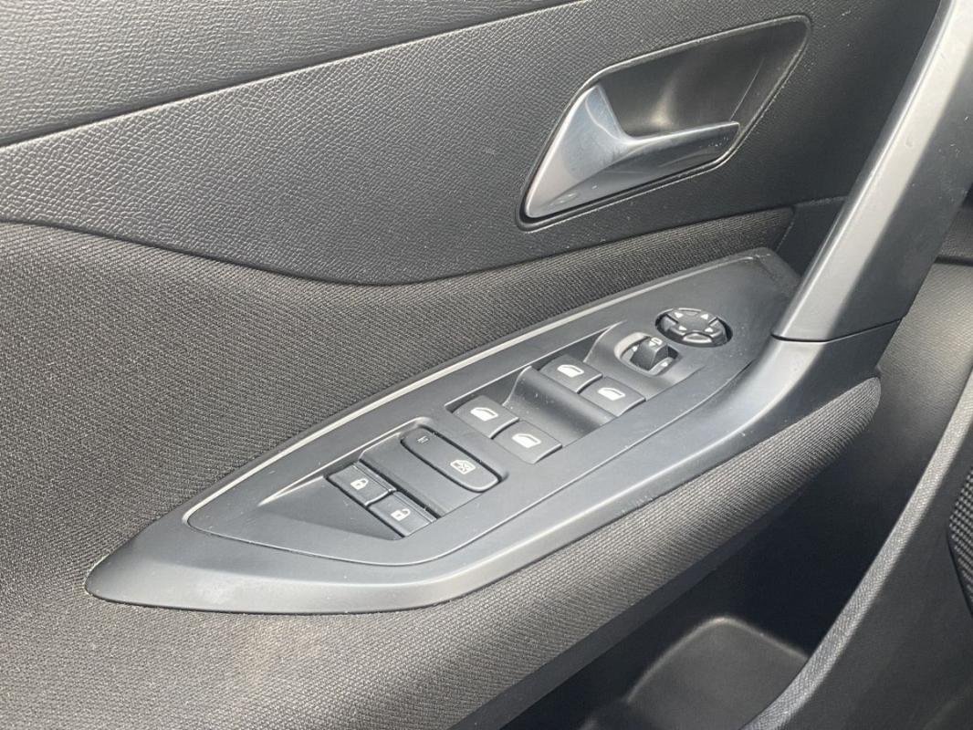Peugeot 308 - Photo 7