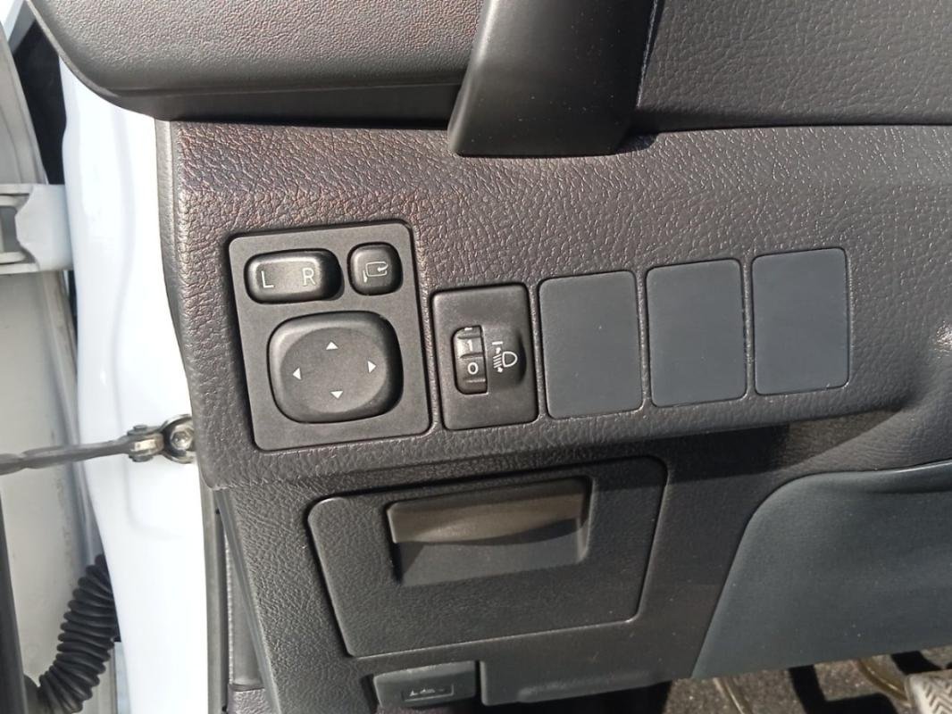 Toyota Auris - Photo 17