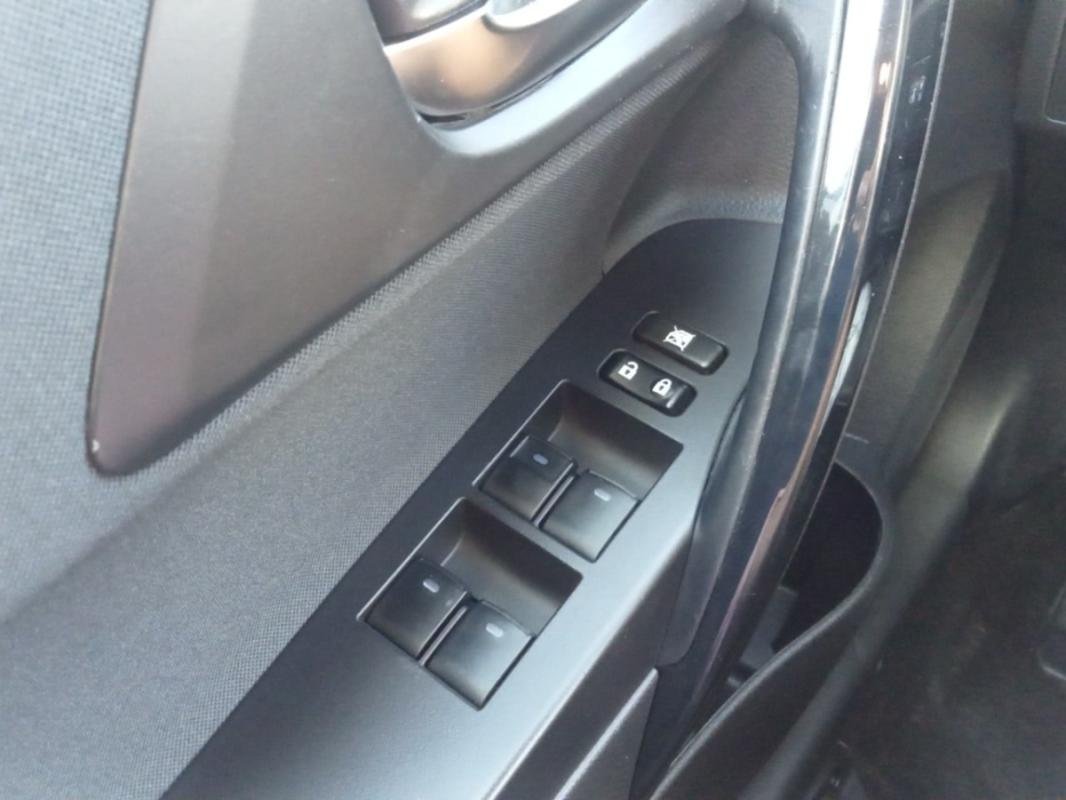 Toyota Auris - Photo 18