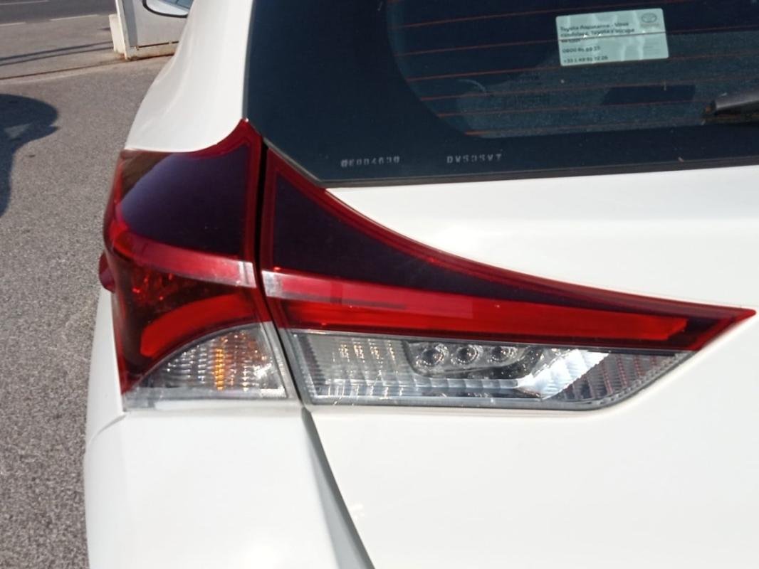 Toyota Auris - Photo 30