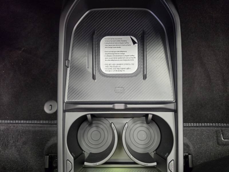Kia EV4 - Photo 13