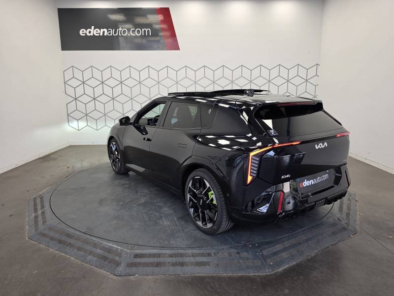 Kia EV4 - Photo 3