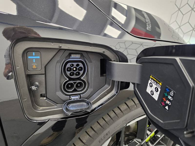Kia EV4 - Photo 31