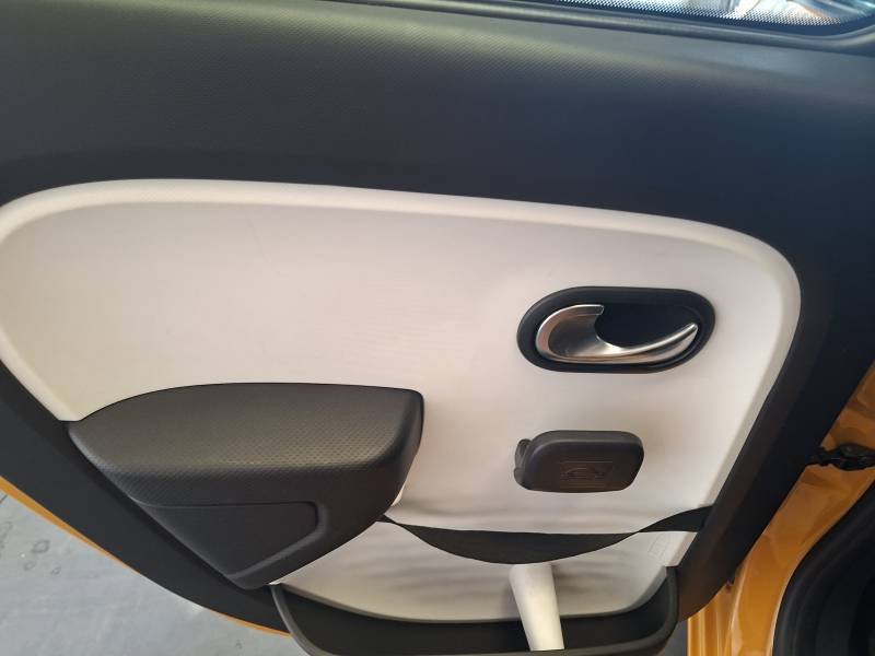 Renault Twingo - Photo 21