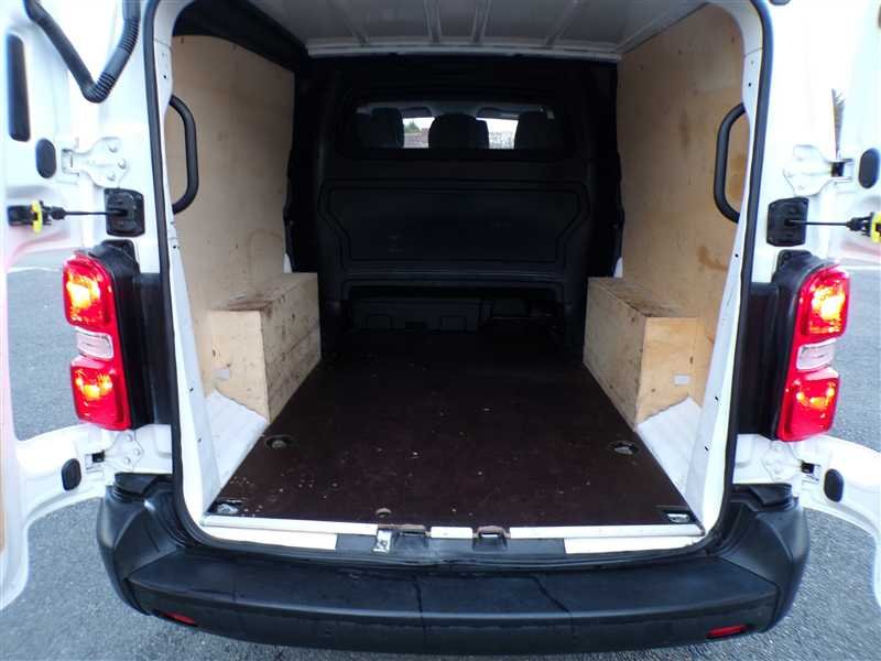 Citroën Jumpy - Photo 11