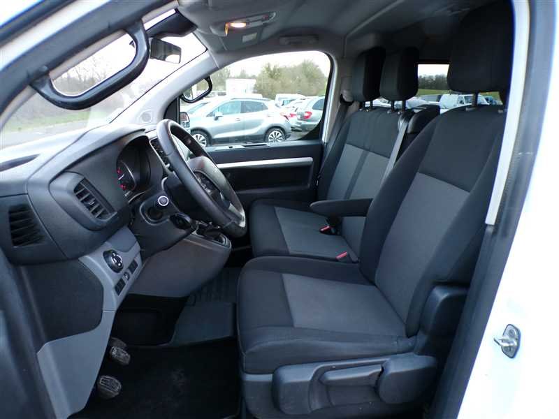 Citroën Jumpy - Photo 17