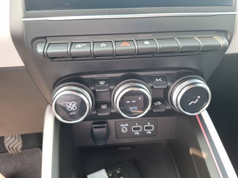 Renault Clio - Photo 27
