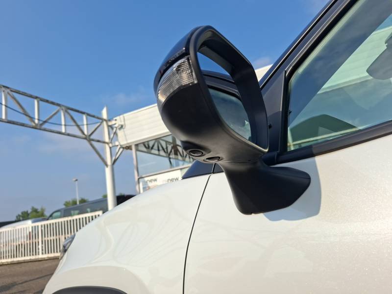 Toyota Yaris - Photo 12