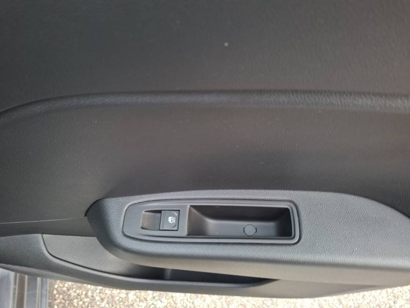 Renault Clio - Photo 18