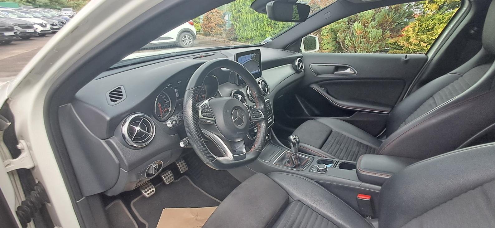 Mercedes Gla - Photo 11