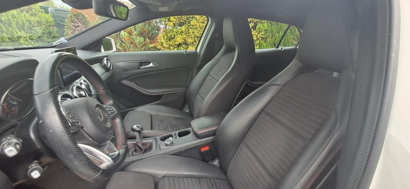 Mercedes Gla - Photo 12