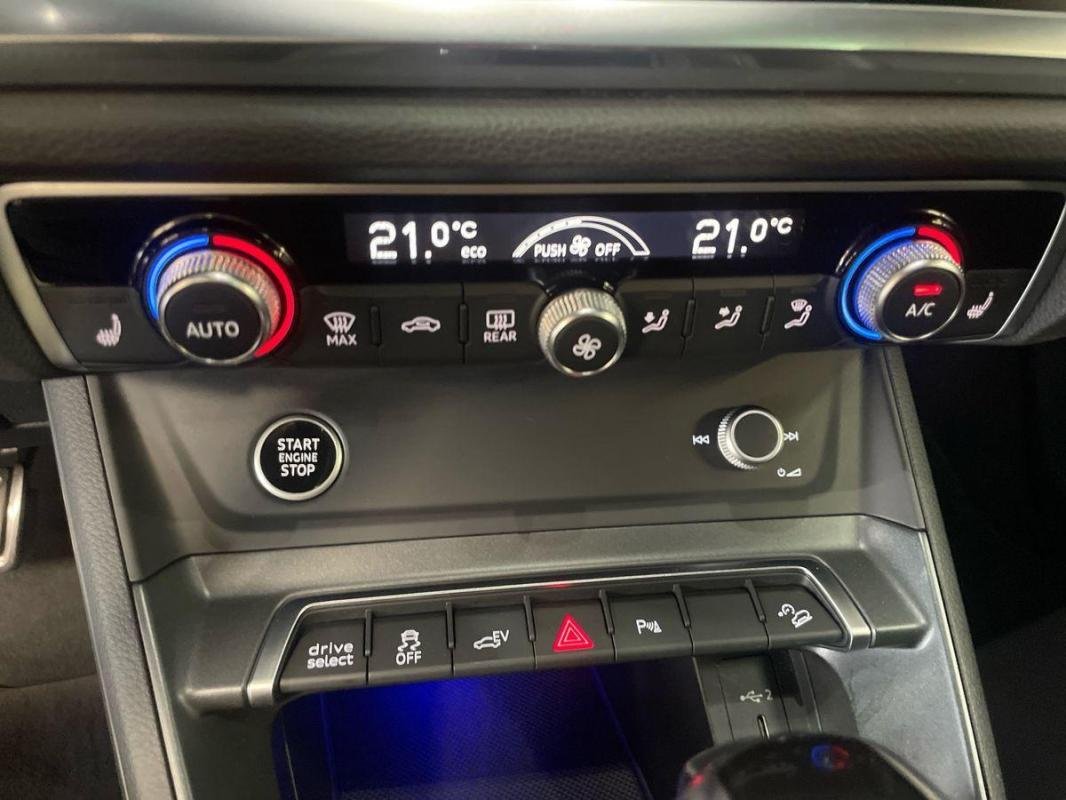 Audi Q3 - Photo 19
