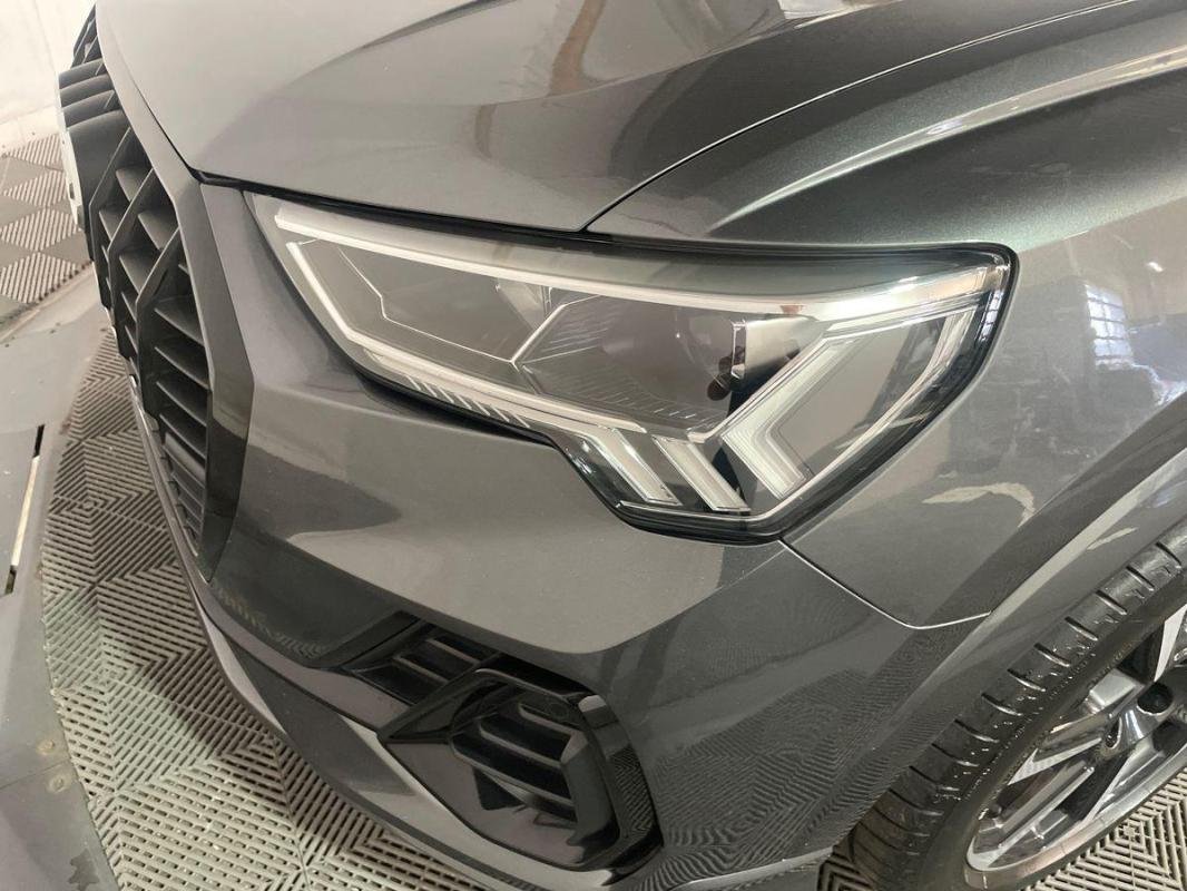 Audi Q3 - Photo 26