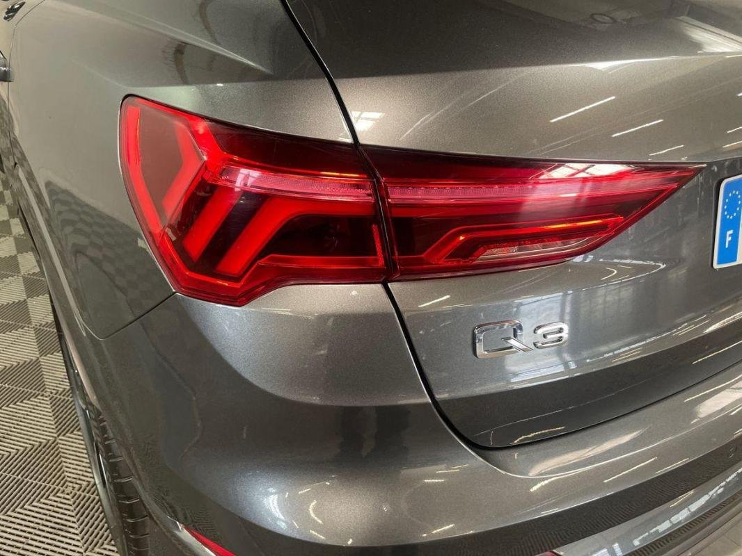Audi Q3 - Photo 30