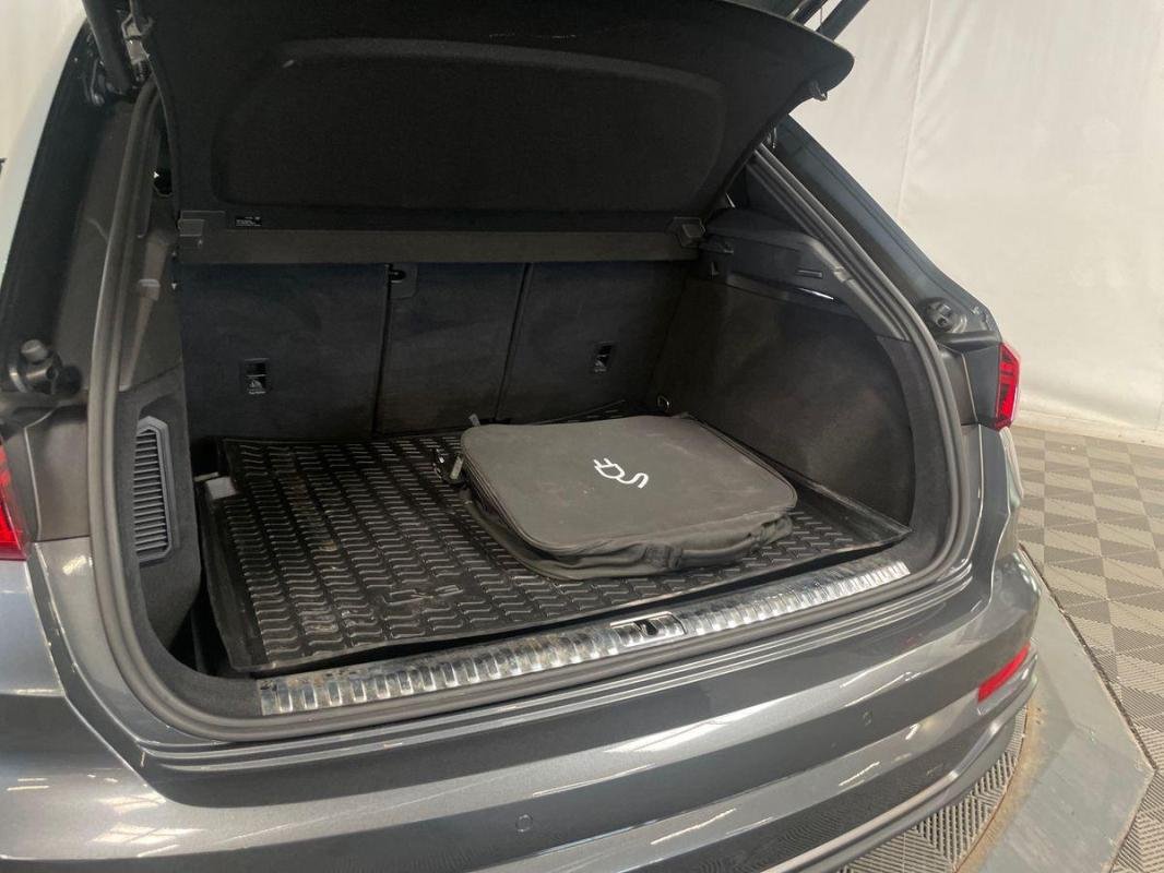 Audi Q3 - Photo 32