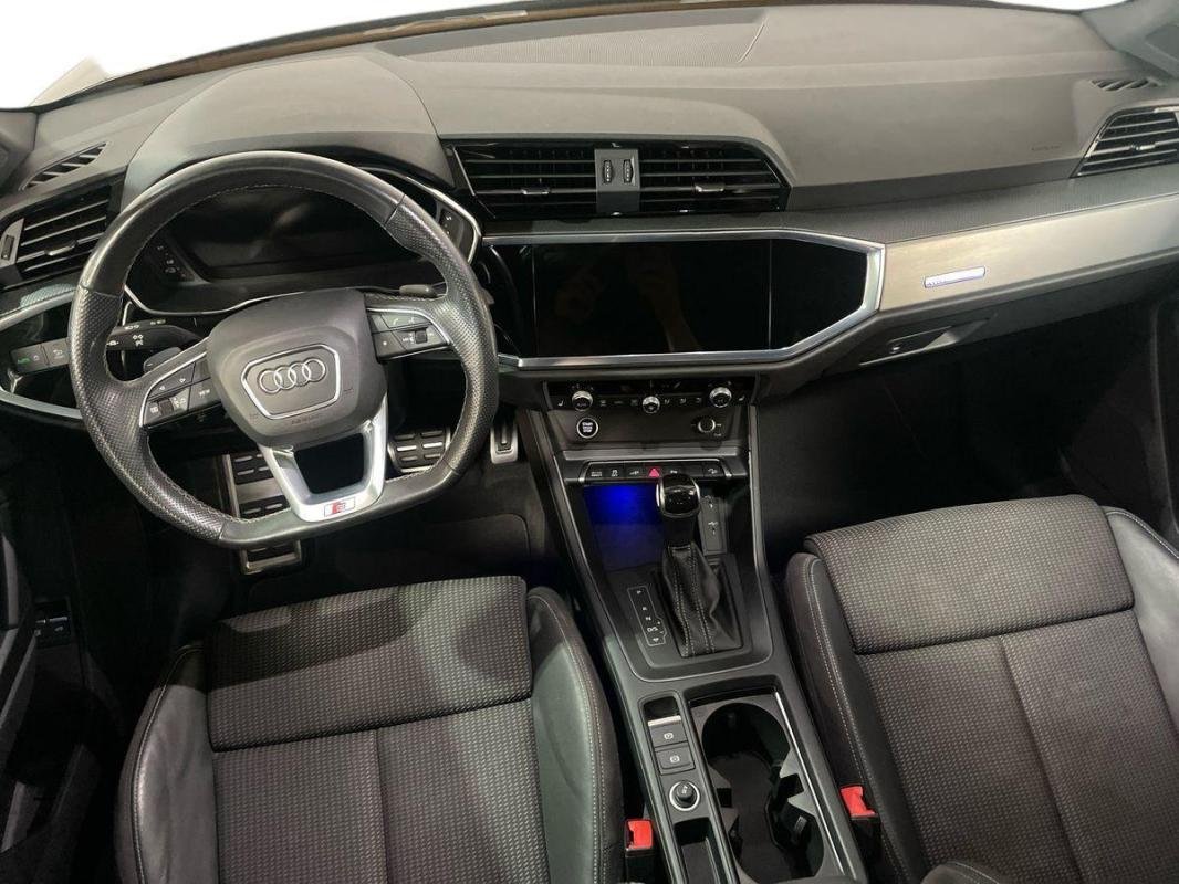 Audi Q3 - Photo 8