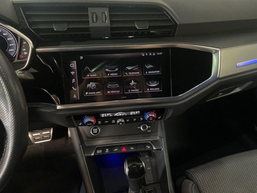 Audi Q3 - Photo 10