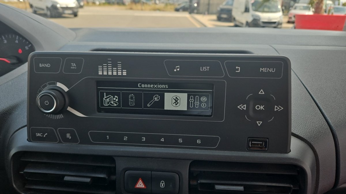 Peugeot Partner - Photo 15